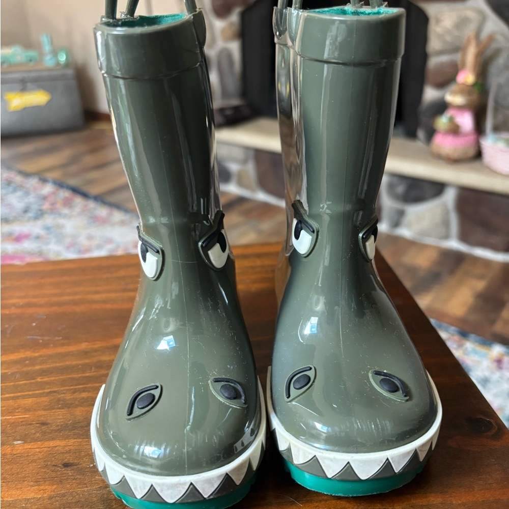 Old Navy Kids Green Monster Rain Boots